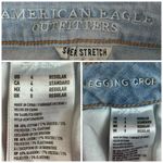American Eagle  AEO Women's Distressed Light Wash Crop Jegging Jeans Size 4 Photo 9