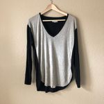 Madewell  anthem long sleeve v neck top Photo 26