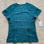 Jaanuu LIMITED EDITION CESI SLIM SCRUB TOP Photo 0