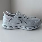 Skechers  Slip-ins: GO WALK White/Black Glide-Step 2.0  Shoes 
Size 8.5 Photo 7