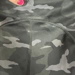 Athleta CAMO 7/8 TIGHT Black and Grey Size Small Photo 6