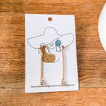 adri's Drop Earring  Photo 0