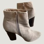 86. Women’s Tan Ankle Boots — Chic & Versatile Booties in Size 9 Photo 2