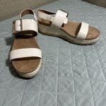 Giani Bernini  Cream Platform Sandals Photo 3