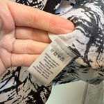 John Mark  White Black Abstract Top Medium Photo 8