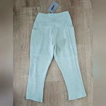 Gymshark Pistachio Ice Cream Poise Cropped Performance Leggings size sma… Photo 3