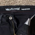 Wall Flower  juniors curvy high rise jeans sz 1 Photo 1