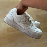 Reebok  Classic White Athletic Shoes steel toe Size W8/M6 Photo 2