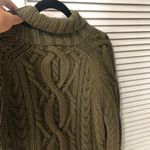 Orvis Charles F  Chunky cable Knit Sweater size medium cotton cashmere pea green Photo 9