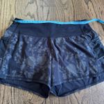 Athleta  Womens Black Floral Camo Patterned Running Shorts Attached Brief Small Photo 7
