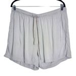 Uniqlo  Gray Pull-on Shorts Size XL Light Gray Pull-on Drawstring Shorts Photo 0