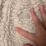 The North Face reversible women’s sherpa vest cream Photo 5