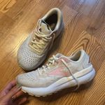 Brooks Ghost 16 womens size 7.5 shoes Photo 0