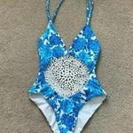 frankie's bikinis Poppy One Piece Blue Dahlia in size medium Photo 0