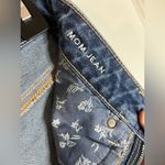 American Eagle Sz 6 Denim Stretch Mom-Jean Style Cotton Hole Distressed Jeans Photo 11