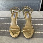 Steve Madden Theresa Gold Strappy Buckle Heels in Champagne Gold Size 9 Photo 5