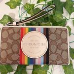 Coach Dempsey Large Phone Wallet In Signature Jacquard With Rainbow CJ660 Photo 0