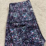Lululemon Wunder Under leggings Color: Ricky Road Gusto Blue Bumble Berry 4 EUC Photo 6