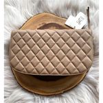 NWT HOBO Cole Quilted Leather Clutch Tan Photo 3