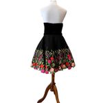 Jovani JVN  Womens Formal Dress 6 Cocktail Holiday Party Velvet Retro Embroider Photo 3