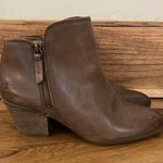 Frye Judith Zip Wheat Leather Ankle Booties Size: 8.5M Photo 2