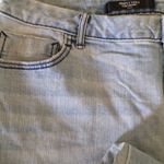 Vera Wang  Women’s Capri 16 Slimming Stretch Jeans Distressed Light Wash Photo 2