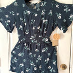 Active USA  Floral Dress in Dark Green and White Photo 0