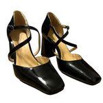 Naturalizer  Women Leesha Strappy Closed Toe Block Heel Pump Photo 0