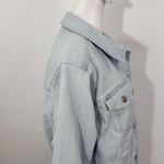 Liz Claiborne  Denim Jacket Size Medium Light Wash Jean Jacket Trucker Jacket Photo 3