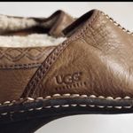 UGG  Bettey 1928 Shearling Lined Brown Leather Tan Slip-On Shoes Size 7 Photo 10