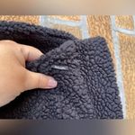 Afends Sherpa hooded sweater small Black Size 6 Photo 8