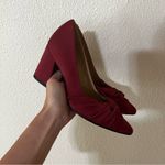 Naturalizer  Helena red satin pointy pointed toe thick block heels 6.5W Photo 6