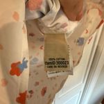 L.L.Bean  white floral cotton wrinkle free button down large Photo 3