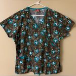 Dickies  Women’s Scrub Top Koala Bears Trees Large Pediatrics Photo 1