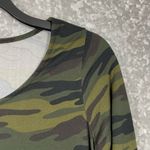 Agnes & Dora  Women's Green Camo Long Sleeve High Low Top - Size Small - Casual Photo 1