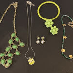 6 Piece Green Jewelry Bundle, Bracelets, Rhinestones, Earrings, Necklaces Photo 0