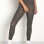 Varley Lets Move High Waist Legging Cluster Leopard Animal Print sz Large🕶️ Photo 0