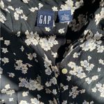 Gap Floral  button down! Size small Photo 1
