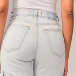 Abercrombie & Fitch Abercombie ultra High Rise 90s straight jean Photo 4