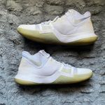 Nike Kyrie 3 Finals Gold Photo 1