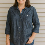 Karen Scott  Women Large Button Down Floral Blue‎ Denim Shirt Casual MomCore Photo 0