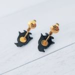 Vintage Avon Clip On Earrings Black Penguin with Pearlescent Center Photo 4