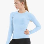 Amazon Women’s Long Sleeve Workout Top Photo 0