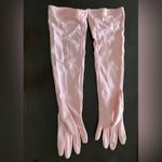 1950s Pink Nylon Knit Shirred Gloves, Size S Photo 4
