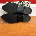 Freda Salvador Croc Photo 7