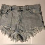 EXPRESS  distressed boyfriend denim shorts women’s size 8 Photo 0