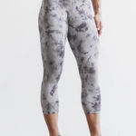 Nobull NWT  Women’s High Rise Crop Tight - XS - Cloud Black Tie Dye Photo 0