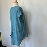 Jane and Delancey Solid Blue V-Neck Short Sleeve High Low Envelope Hem Blouse Photo 6