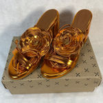 Lovella Metallic Gold Flower‎ Thong Sandals Heels Party Wedding Shoes Size 8/38 Photo 0