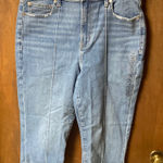 American Eagle  Outfitters Light Blue Cropped Jeans Photo 0